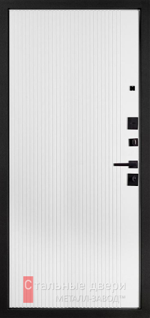 Дверь в квартиру №44
